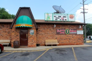 Sentimental Lady Saloon, Sentimental Lady, bar, grille, drinks, bars in harrison township, harrison twp